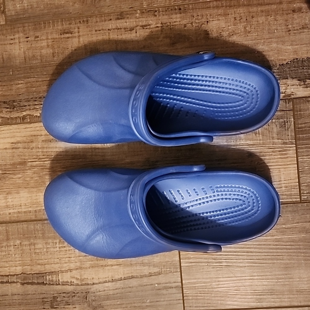 Crocs